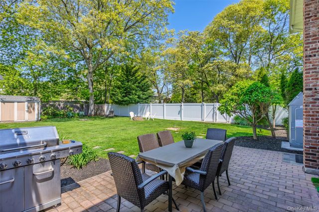 46 Hewitt Boulevard, Center Moriches, NY 11934