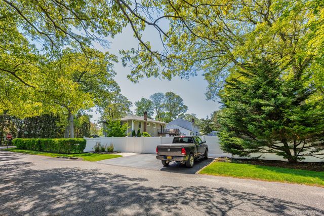 46 Hewitt Boulevard, Center Moriches, NY 11934