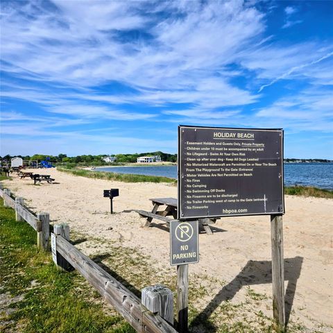 46 Hewitt Boulevard, Center Moriches, NY 11934