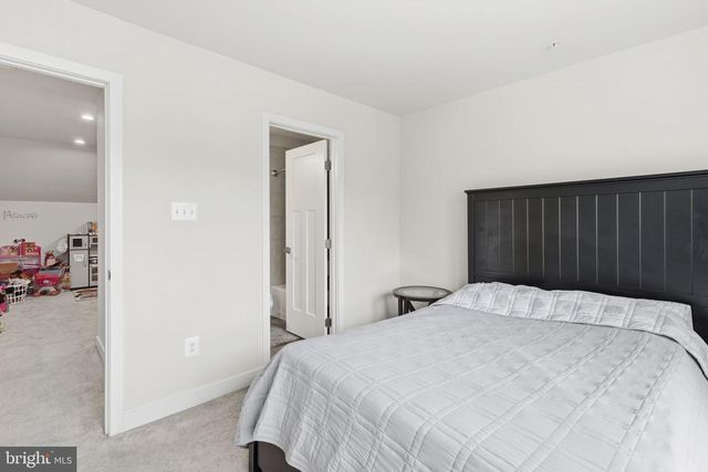 7046 PRAMILA PL, Elkridge, MD 21075