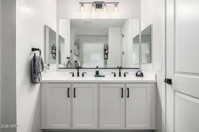 5538 W STARGAZER Place, Laveen, AZ 85339