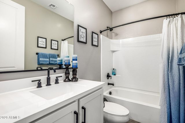 5538 W STARGAZER Place, Laveen, AZ 85339