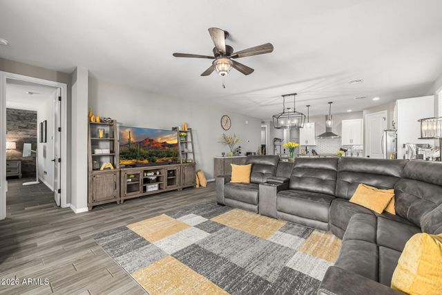 5538 W STARGAZER Place, Laveen, AZ 85339