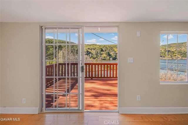17743 Elizabeth Lake, Lake Hughes, CA 93532