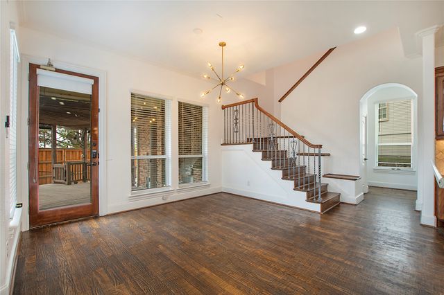 4501 Redwood Court, Irving, TX 75038