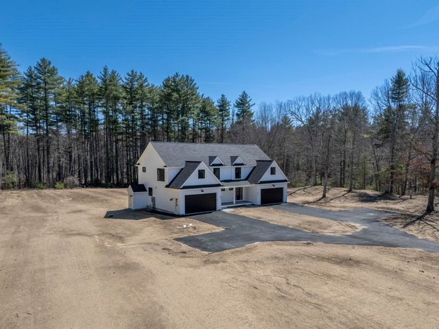 447 Silver Lake Road B, Hollis, NH 03049