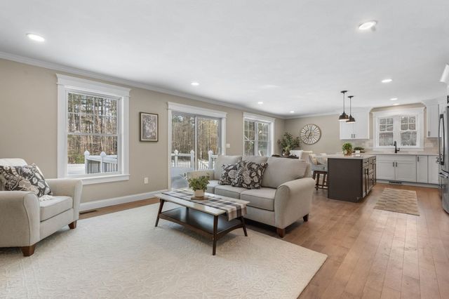 447 Silver Lake Road B, Hollis, NH 03049