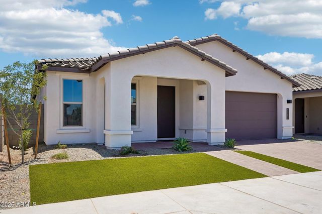 7951 W LOMA Lane, Peoria, AZ 85345
