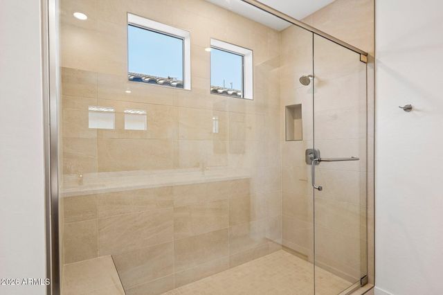 7951 W LOMA Lane, Peoria, AZ 85345