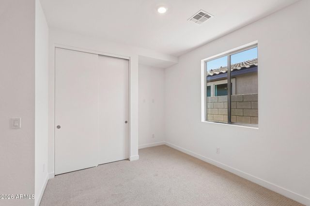 7951 W LOMA Lane, Peoria, AZ 85345