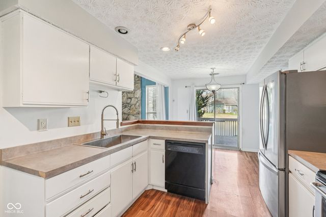 7415 Charrington Court, Indianapolis, IN 46254