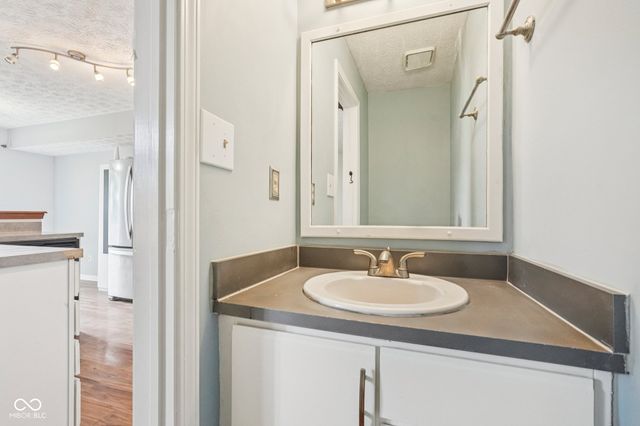 7415 Charrington Court, Indianapolis, IN 46254