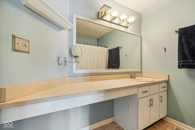 7415 Charrington Court, Indianapolis, IN 46254