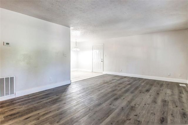 1764 Big Horn Court SE, Conyers, GA 30013