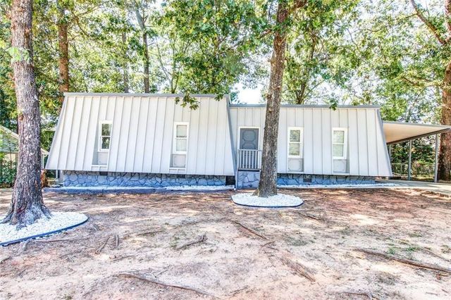 1764 Big Horn Court SE, Conyers, GA 30013