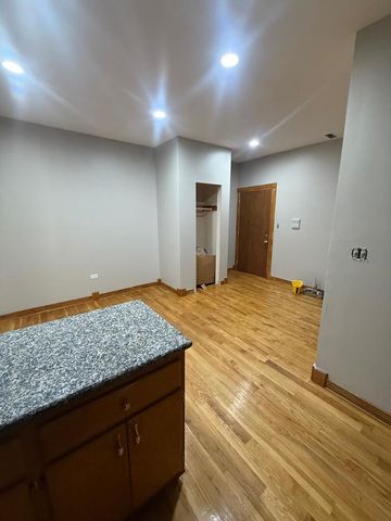 1756 W 35TH Street 2R, Chicago, IL 60609