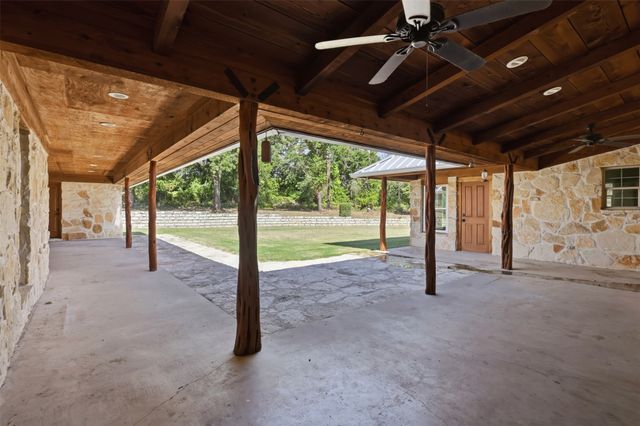 1070 S Reno Road, Reno, TX 76082