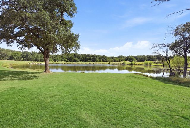 1070 S Reno Road, Reno, TX 76082