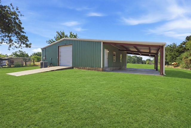 1070 S Reno Road, Reno, TX 76082