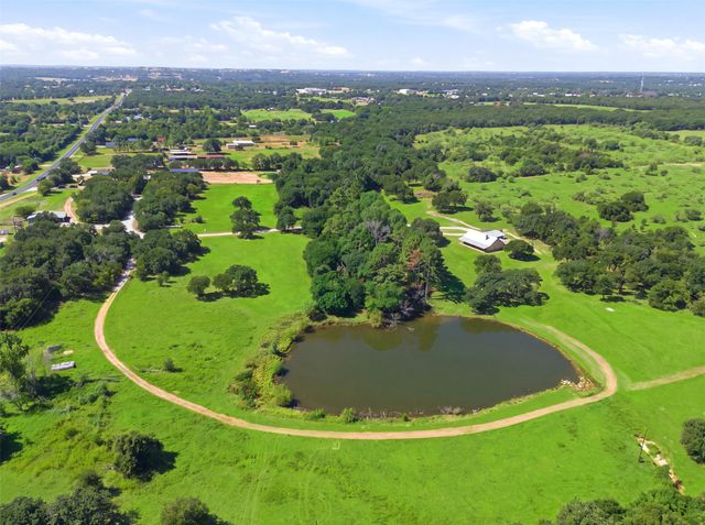 1070 S Reno Road, Reno, TX 76082