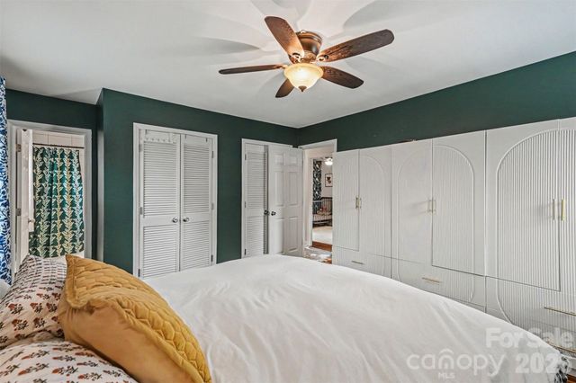 2018 Knell Drive, Charlotte, NC 28212