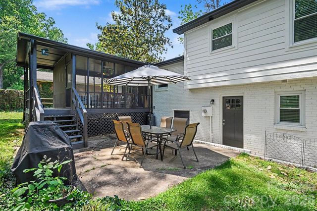 2018 Knell Drive, Charlotte, NC 28212