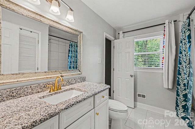 2018 Knell Drive, Charlotte, NC 28212