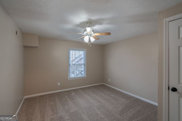 55 Clingstone Circle, Newnan, GA 30265