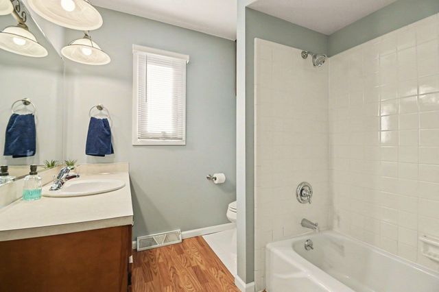 230 S State Street 53, Zeeland City, MI 49464