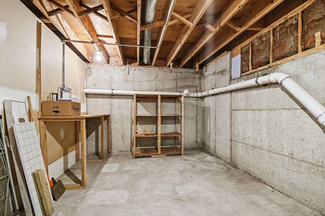 230 S State Street 53, Zeeland City, MI 49464