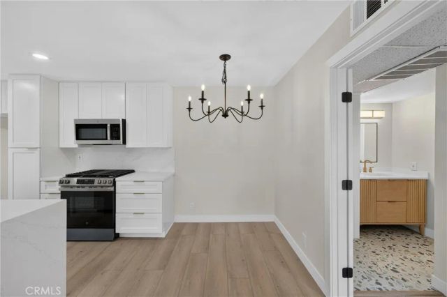 2807 S Fairview C, Santa Ana, CA 92704