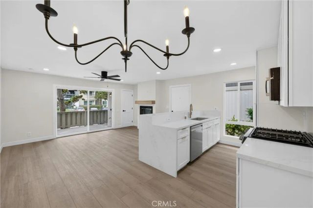 2807 S Fairview C, Santa Ana, CA 92704