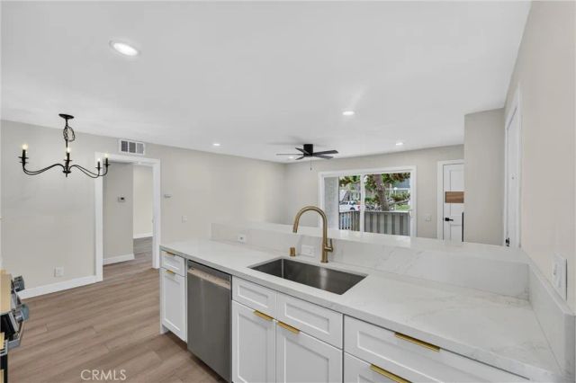 2807 S Fairview C, Santa Ana, CA 92704