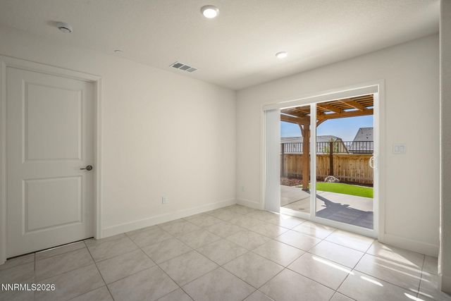 933 Cascade Range Drive, Sparks, NV 89436