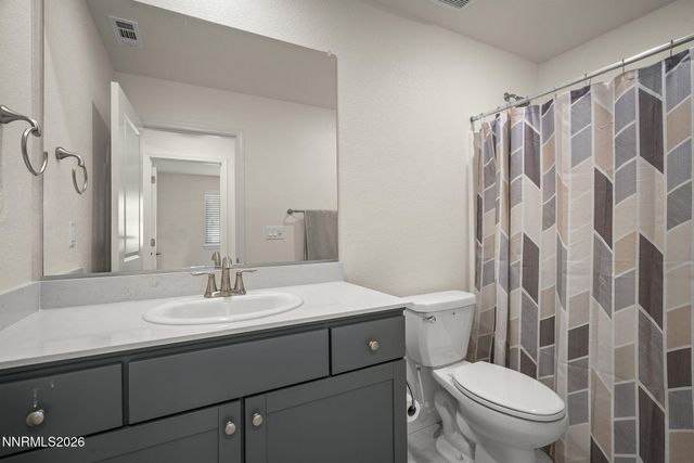 933 Cascade Range Drive, Sparks, NV 89436