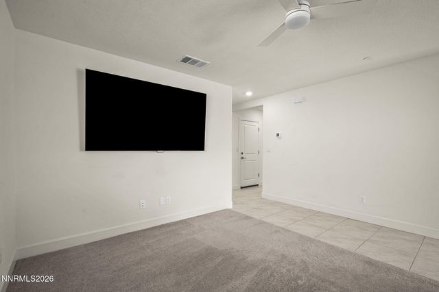 933 Cascade Range Drive, Sparks, NV 89436