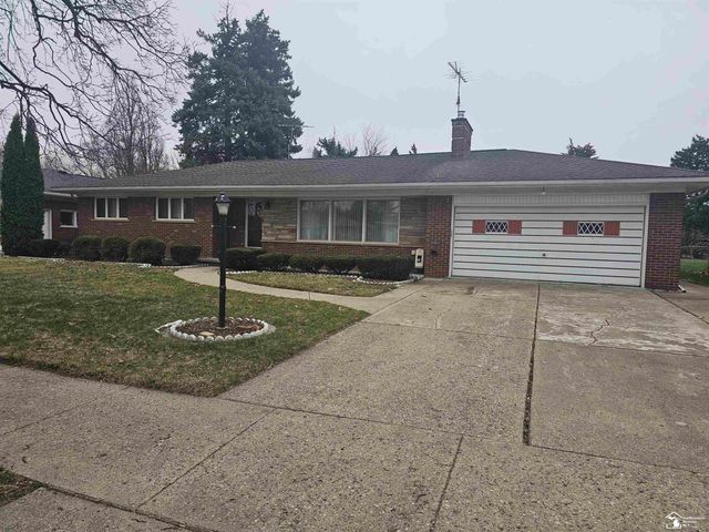 15723 Pleasant Avenue, Allen Park, MI 48101