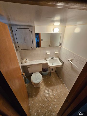 15723 Pleasant Avenue, Allen Park, MI 48101