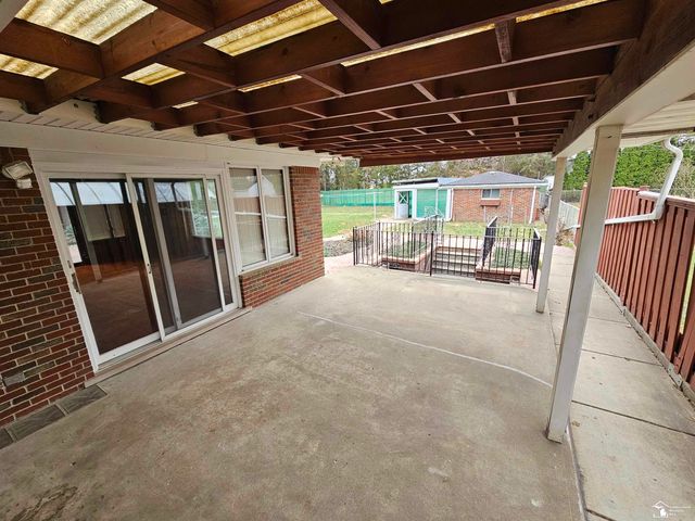 15723 Pleasant Avenue, Allen Park, MI 48101