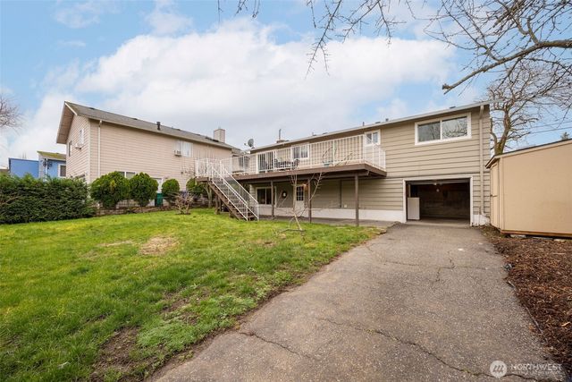 10020 18th Avenue SW, Seattle, WA 98146