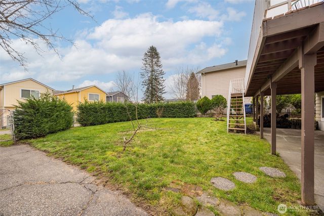 10020 18th Avenue SW, Seattle, WA 98146