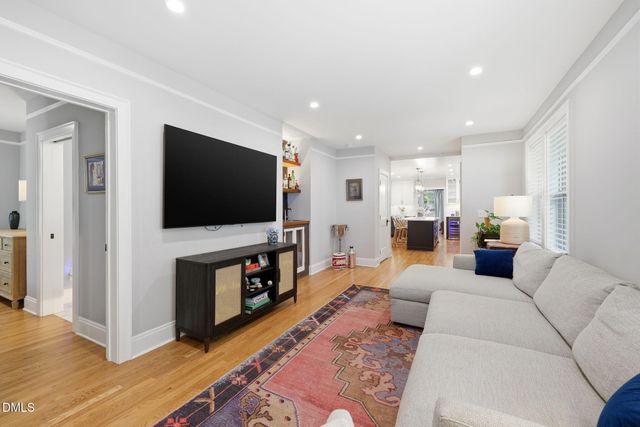 1106 Glenwood Avenue, Raleigh, NC 27605