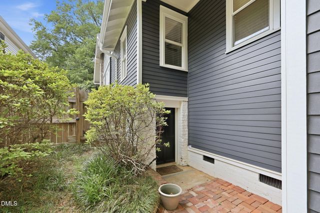 1106 Glenwood Avenue, Raleigh, NC 27605