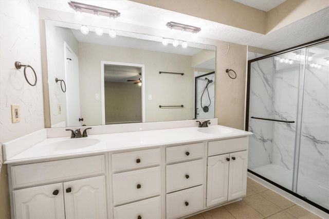 7202 Benwich Circle, Houston, TX 77095