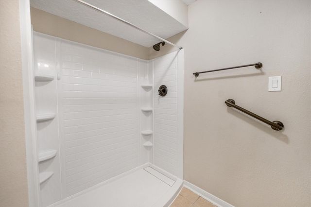7202 Benwich Circle, Houston, TX 77095