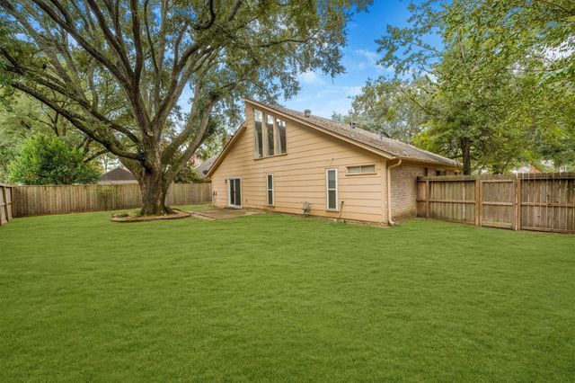 7202 Benwich Circle, Houston, TX 77095