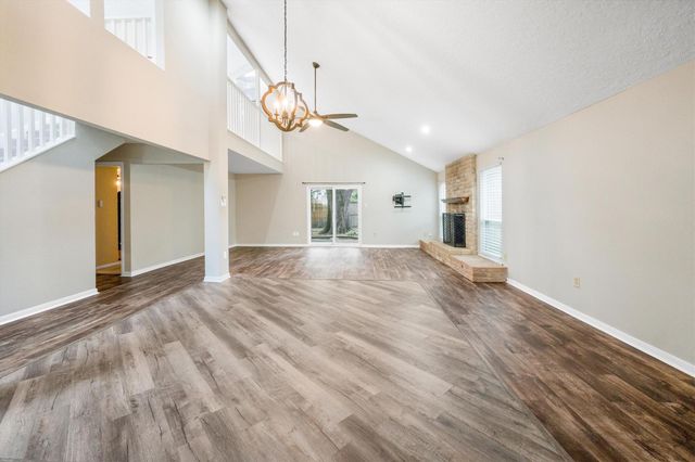 7202 Benwich Circle, Houston, TX 77095