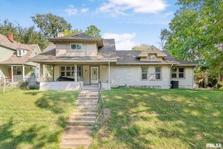 1020 E 15TH Street, Davenport, IA 52803