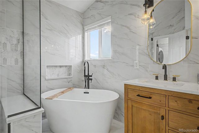 20820 Omaha Avenue, Parker, CO 80138