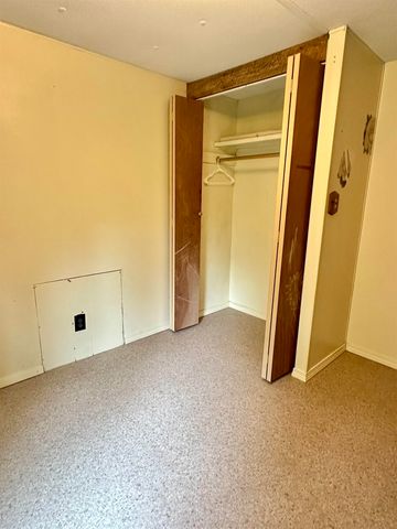4 Reservoir Road, Brattleboro, VT 05301